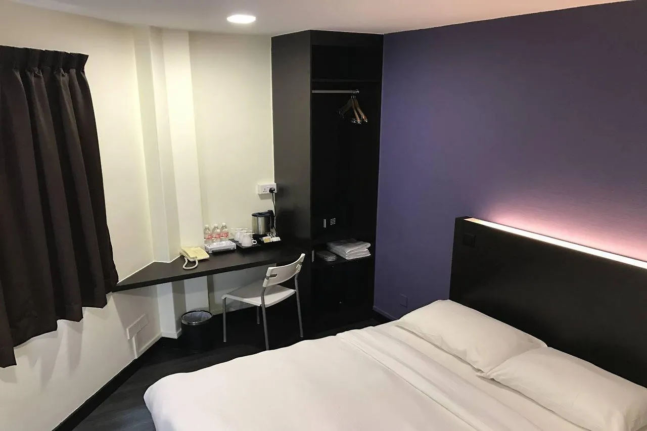 L Hotel @ 51 Desker Singapur